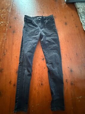 Levi's Women's Dark Black Skinny Jeans